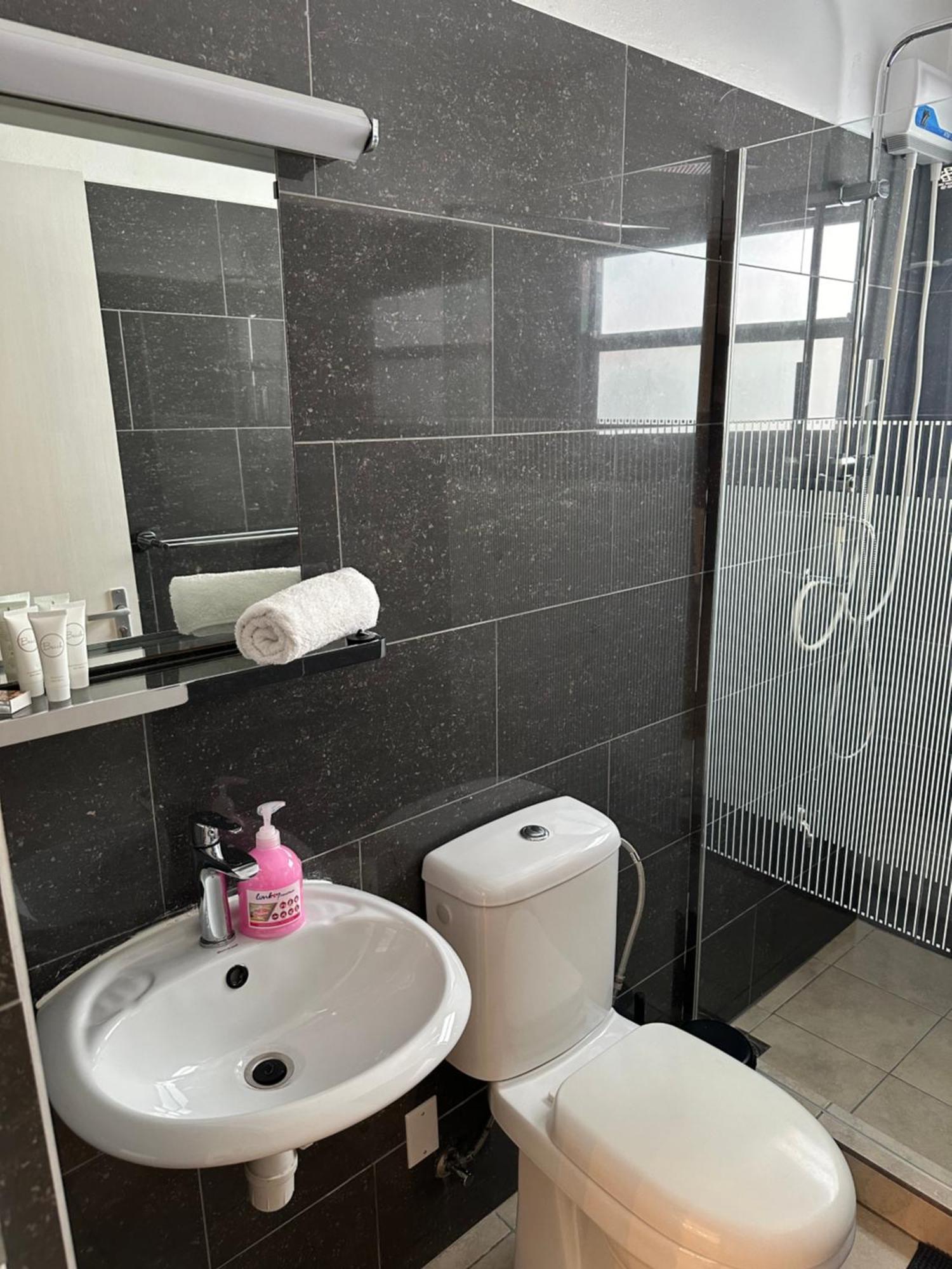 Villa Susanna 3 Bedroom 2 Bathroom House Sleeps 6Plus Willemstad Exterior foto